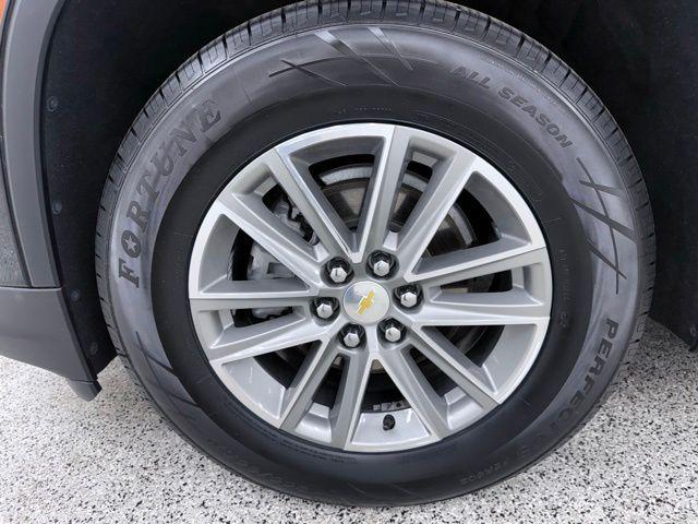 2022 Chevrolet Traverse FWD LT Cloth