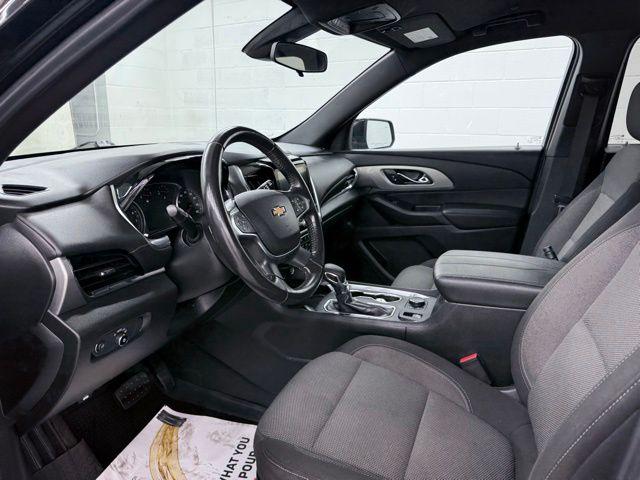2022 Chevrolet Traverse FWD LT Cloth