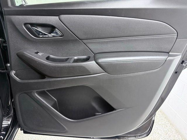 2022 Chevrolet Traverse FWD LT Cloth