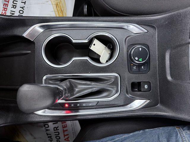 2022 Chevrolet Traverse FWD LT Cloth