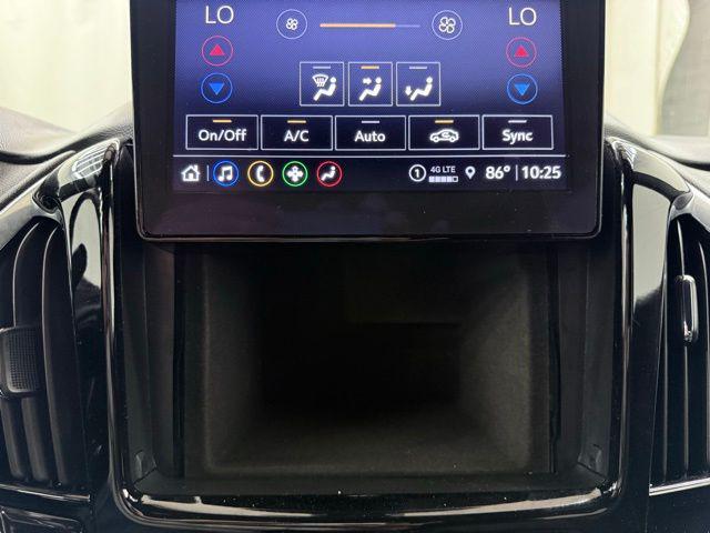 2022 Chevrolet Traverse FWD LT Cloth