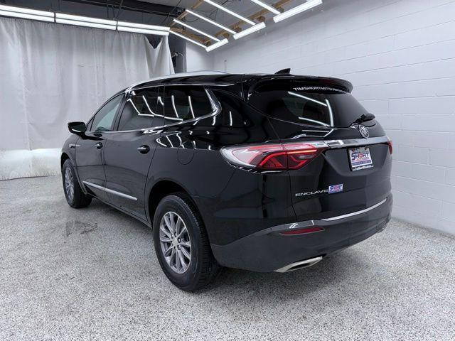 2022 Buick Enclave FWD Essence