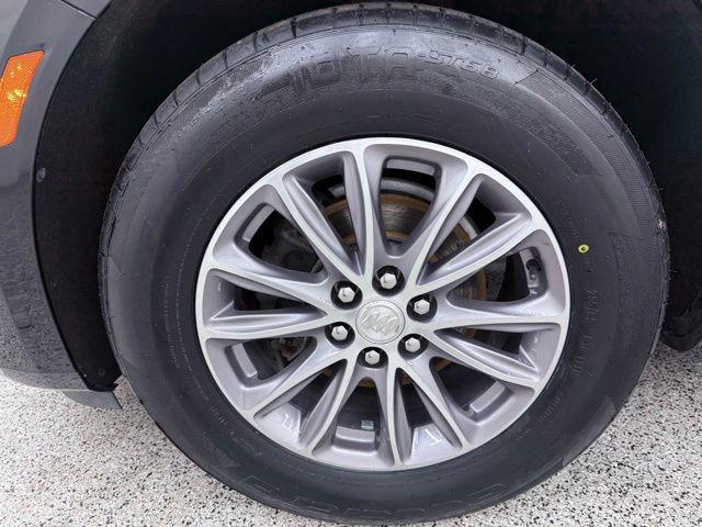 2022 Buick Enclave FWD Essence