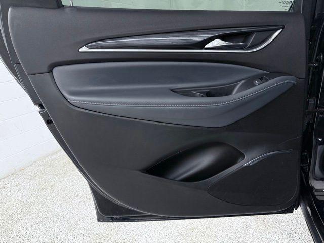 2022 Buick Enclave FWD Essence