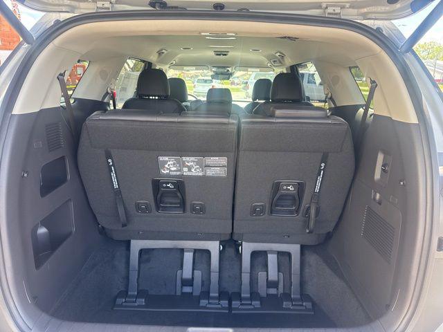 2026 Kia Carnival MPV EX