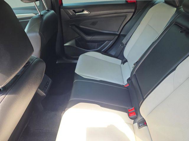 2020 Volkswagen Jetta 1.4T R-Line