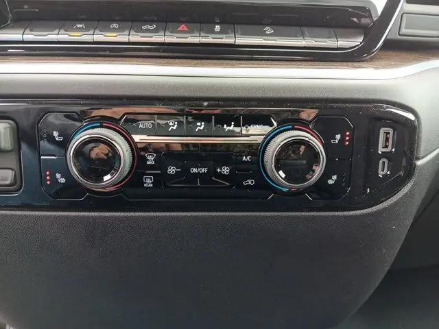 2026 Chevrolet Silverado 1500 4WD Crew Cab Short Bed RST