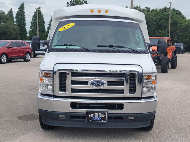 2023 Ford E-450 Cutaway Base