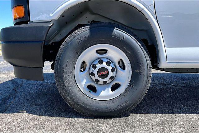 2026 GMC Savana Cargo 2500 Regular Wheelbase, Work Van, RWD
