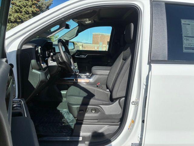 2026 Chevrolet Silverado 1500 4WD Crew Cab Short Bed RST