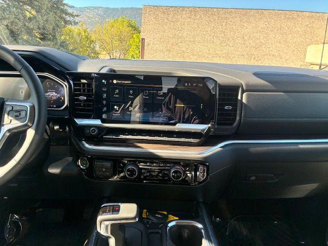 2026 Chevrolet Silverado 1500 4WD Crew Cab Short Bed RST