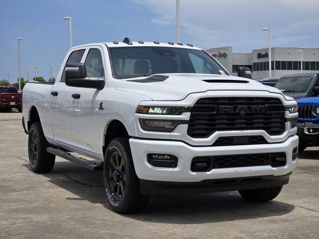 2026 RAM 2500 RAM 2500 BLACK EXPRESS CREW CAB 4X4 64 BOX