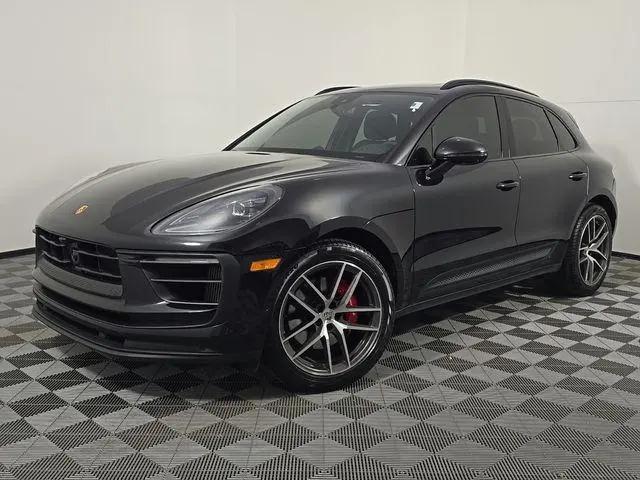 2022 Porsche Macan S for sale in Waukesha, WI