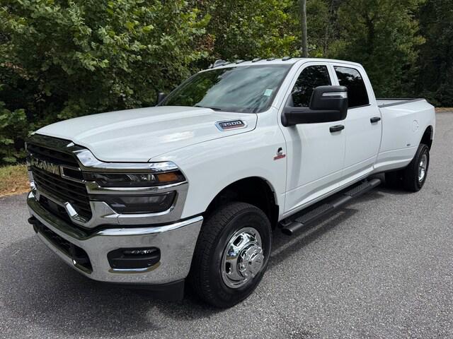 2026 RAM Ram 3500 RAM 3500 TRADESMAN CREW CAB 4X4 8 BOX 2026 RAM Ram 3500 RAM 3500 TRADESMAN CREW CAB 4X4 8 BOX
