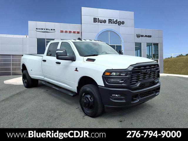 2026 RAM Ram 3500 RAM 3500 TRADESMAN CREW CAB 4X4 8 BOX 2026 RAM Ram 3500 RAM 3500 TRADESMAN CREW CAB 4X4 8 BOX