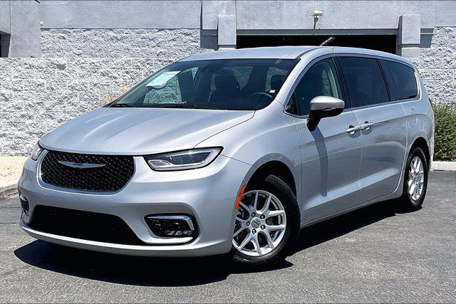 2023 Chrysler Pacifica Touring L for sale in Indio, CA