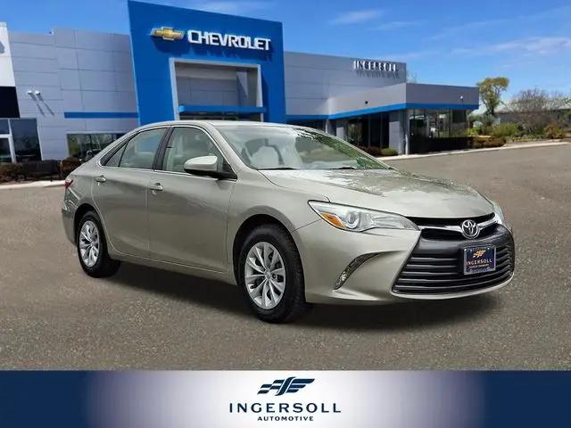 2016 Toyota Camry XLE for sale in Danbury, CT
