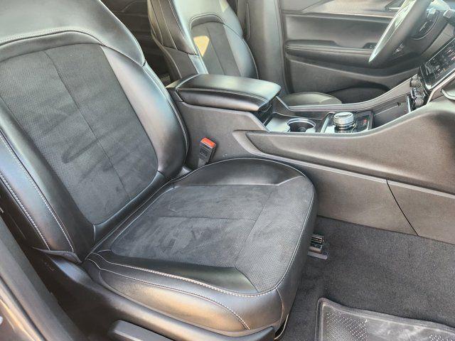 2025 Jeep Grand Cherokee L Altitude X 4x4