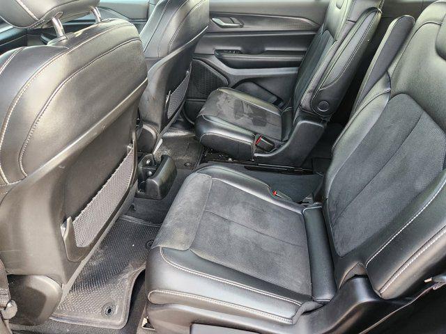 2025 Jeep Grand Cherokee L Altitude X 4x4