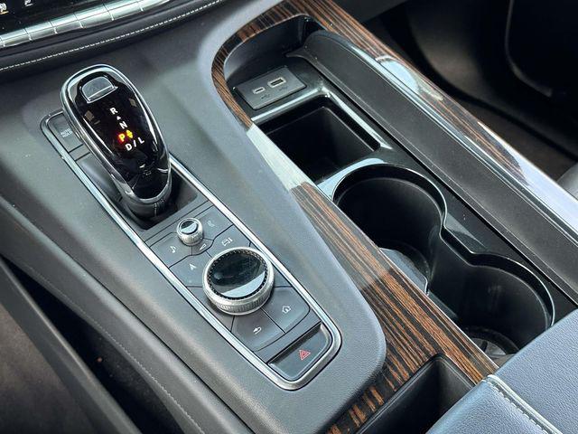 2023 Cadillac Escalade 4WD Premium Luxury