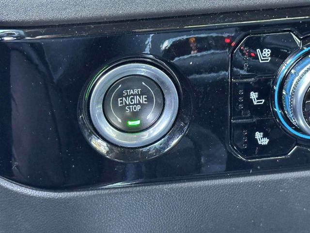 2023 GMC Sierra 1500 4WD Crew Cab Short Box SLT