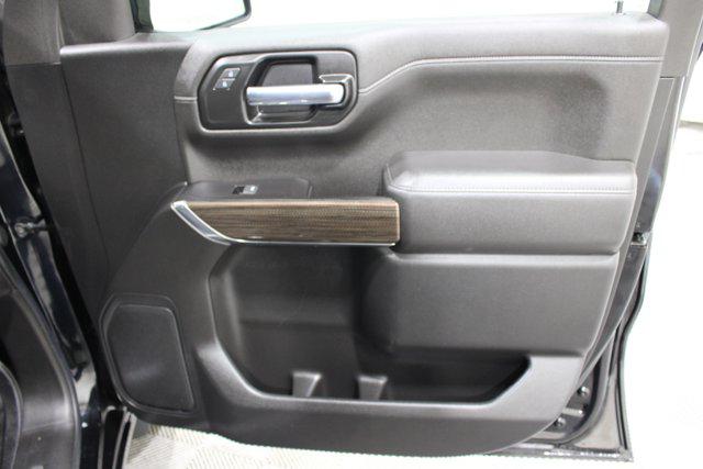 2022 Chevrolet Silverado 1500 4WD Crew Cab Short Bed RST