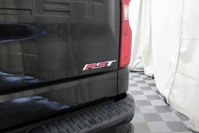 2022 Chevrolet Silverado 1500 4WD Crew Cab Short Bed RST