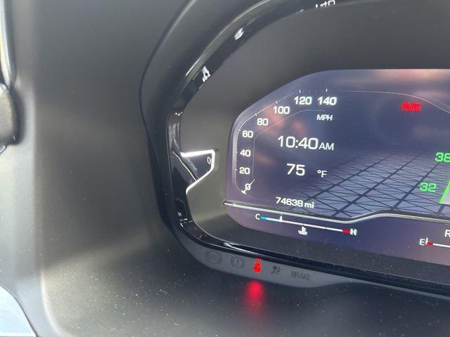 2022 GMC Yukon 4WD Denali