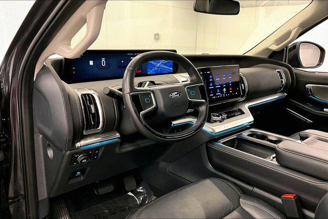 2025 Ford Expedition Platinum MAX