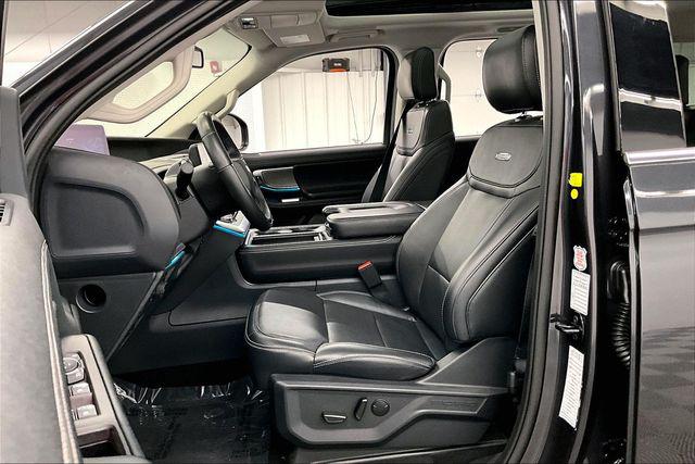 2025 Ford Expedition Platinum MAX