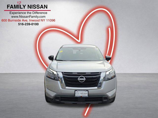 2025 Nissan Pathfinder S 4WD