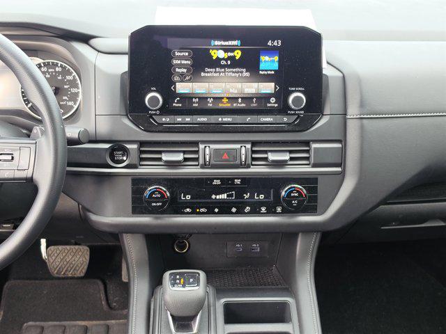 2025 Nissan Pathfinder S 4WD