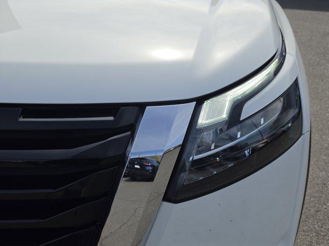 2025 Nissan Pathfinder S 4WD