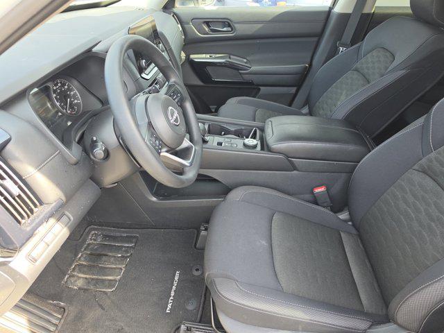 2025 Nissan Pathfinder S 4WD