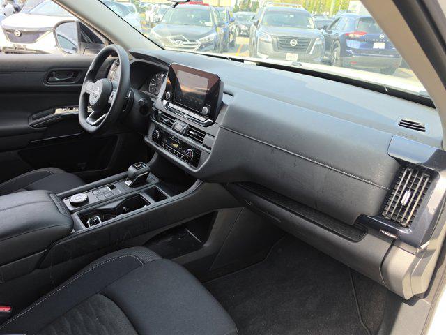 2025 Nissan Pathfinder S 4WD