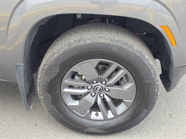 2025 Nissan Frontier Crew Cab SV 4x4