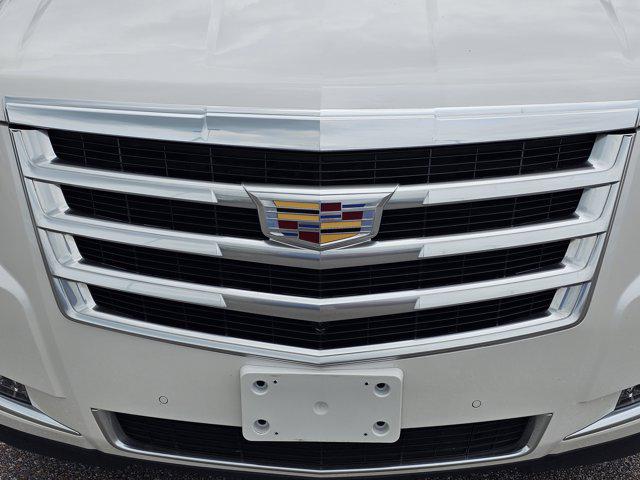 2020 Cadillac Escalade 4WD Luxury