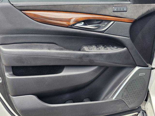 2020 Cadillac Escalade 4WD Luxury