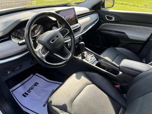 2022 Jeep Compass Latitude Lux 4x4
