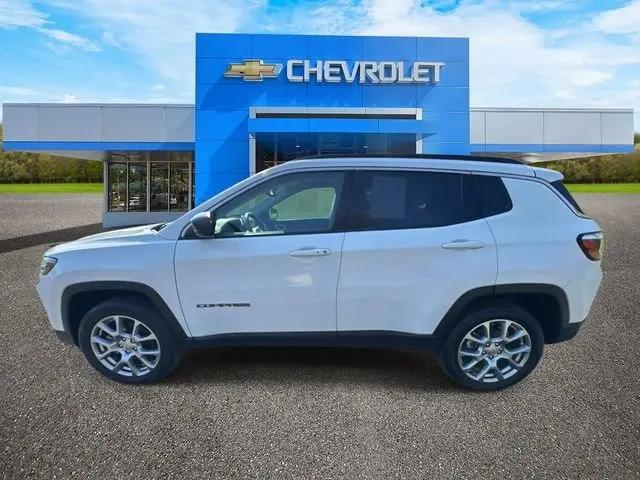 2022 Jeep Compass Latitude Lux 4x4