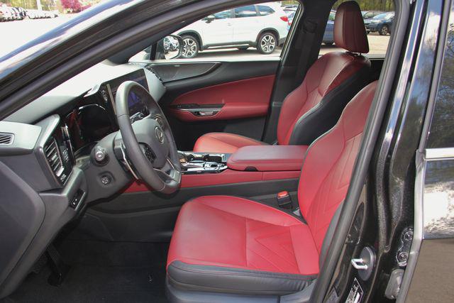 2025 Lexus NX 350h Luxury