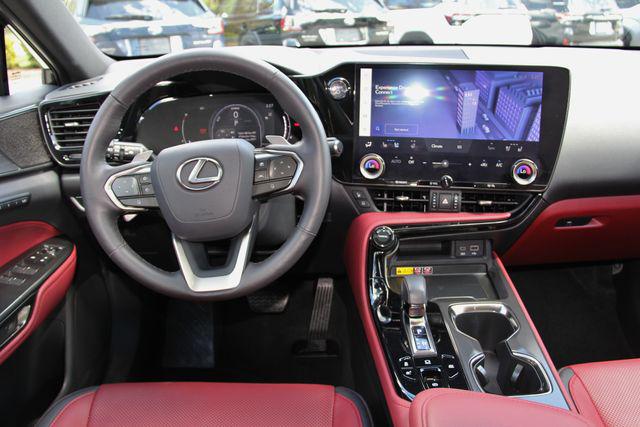 2025 Lexus NX 350h Luxury
