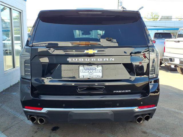 2025 Chevrolet Suburban 4WD Premier