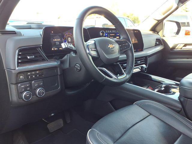 2025 Chevrolet Suburban 4WD Premier
