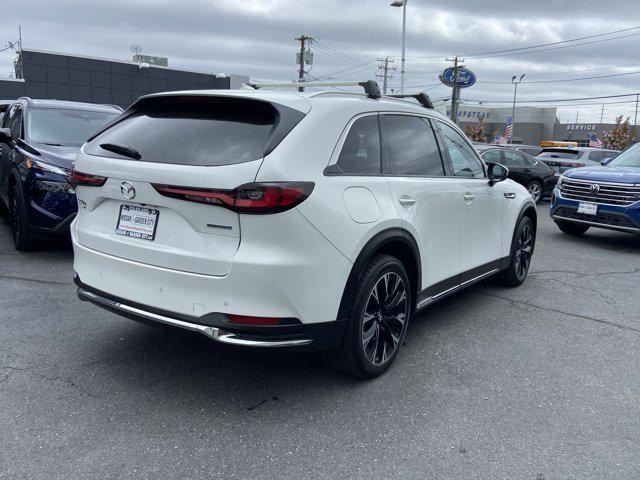 2024 Mazda X-90 Premium Plus