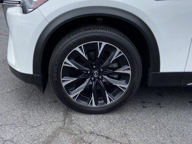 2024 Mazda X-90 Premium Plus