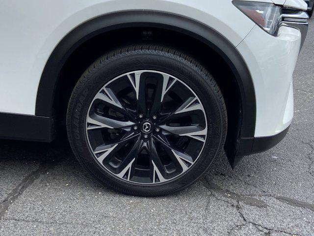 2024 Mazda X-90 Premium Plus
