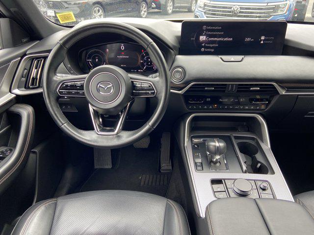 2024 Mazda X-90 Premium Plus