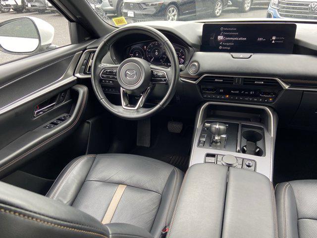 2024 Mazda X-90 Premium Plus