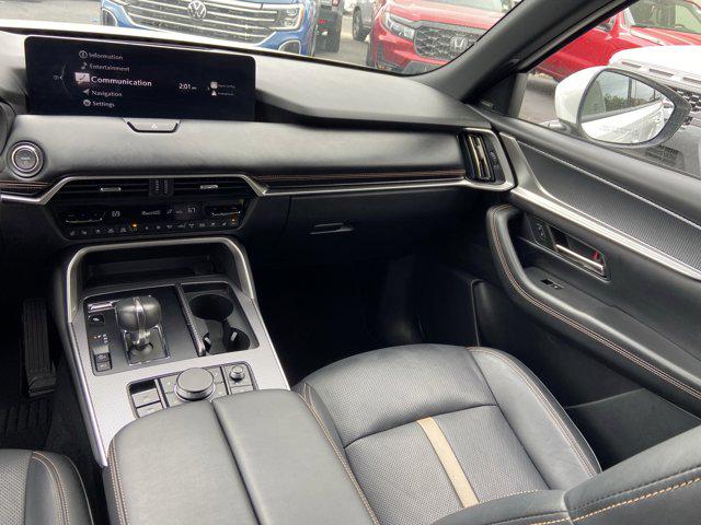 2024 Mazda X-90 Premium Plus
